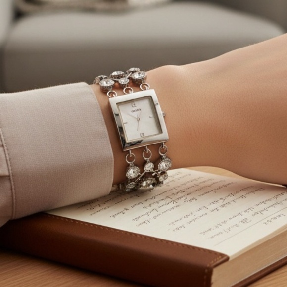 Silver Guess Watch - Picture 1 of 10